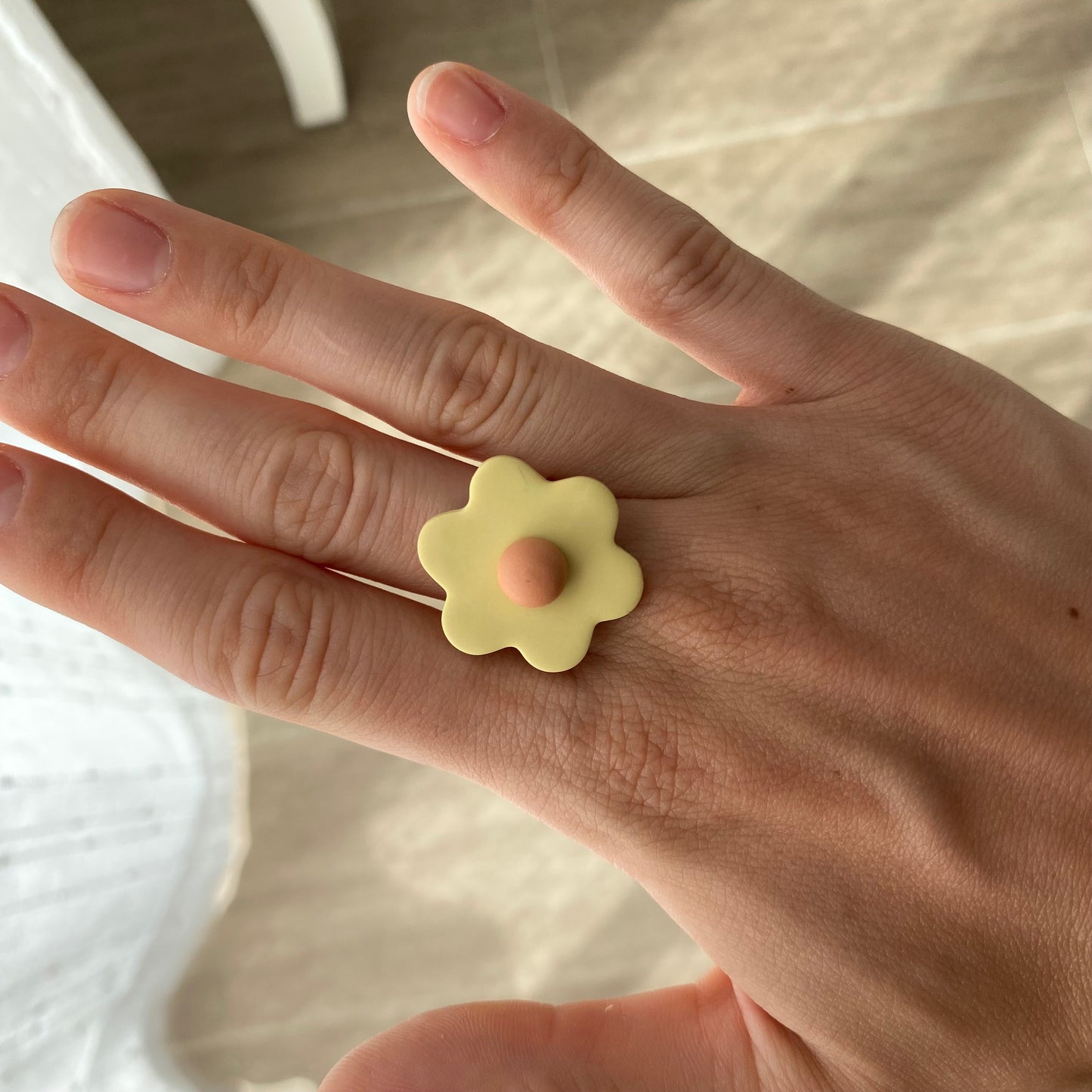 Dalia-Yellow