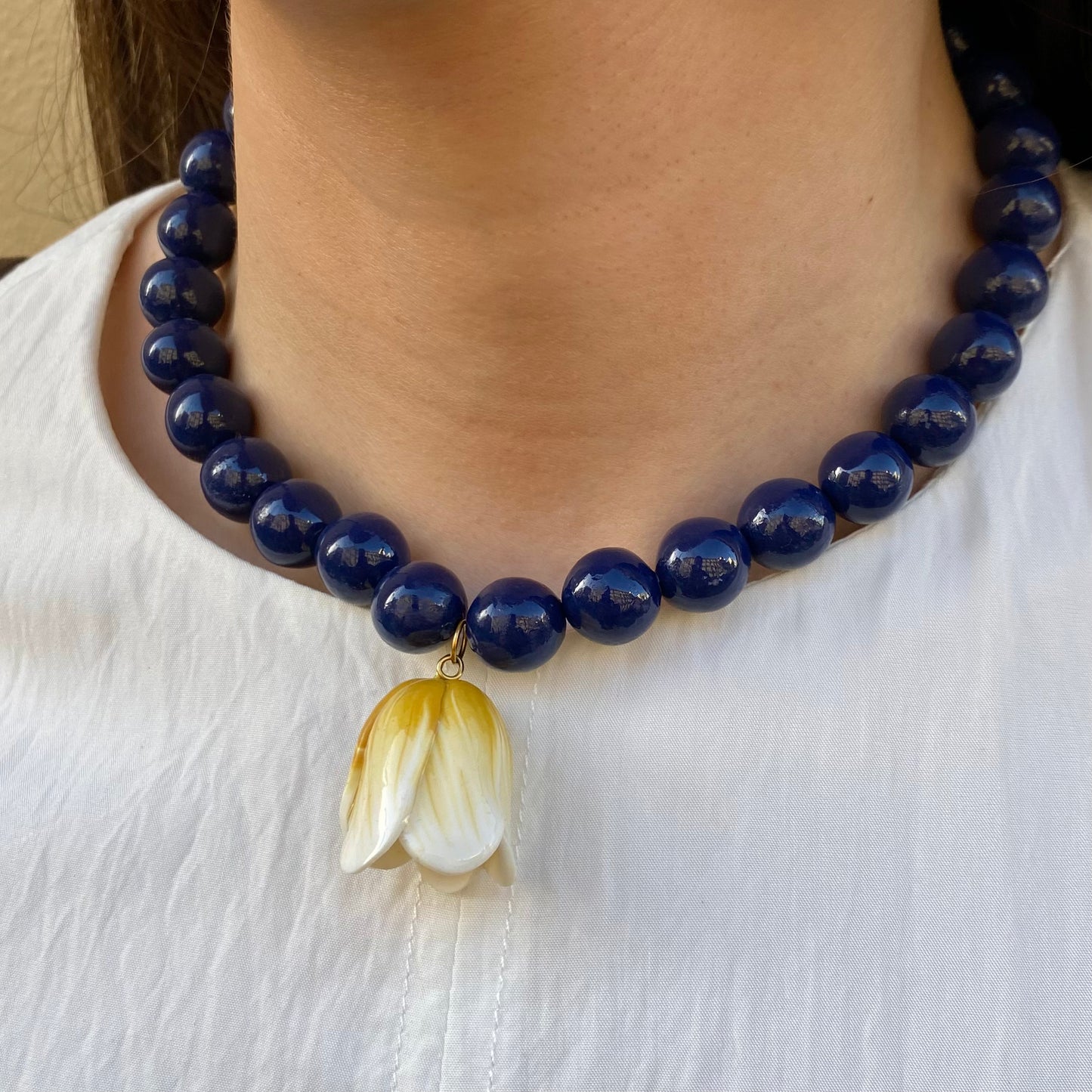 Tulipa necklace - Azul marino