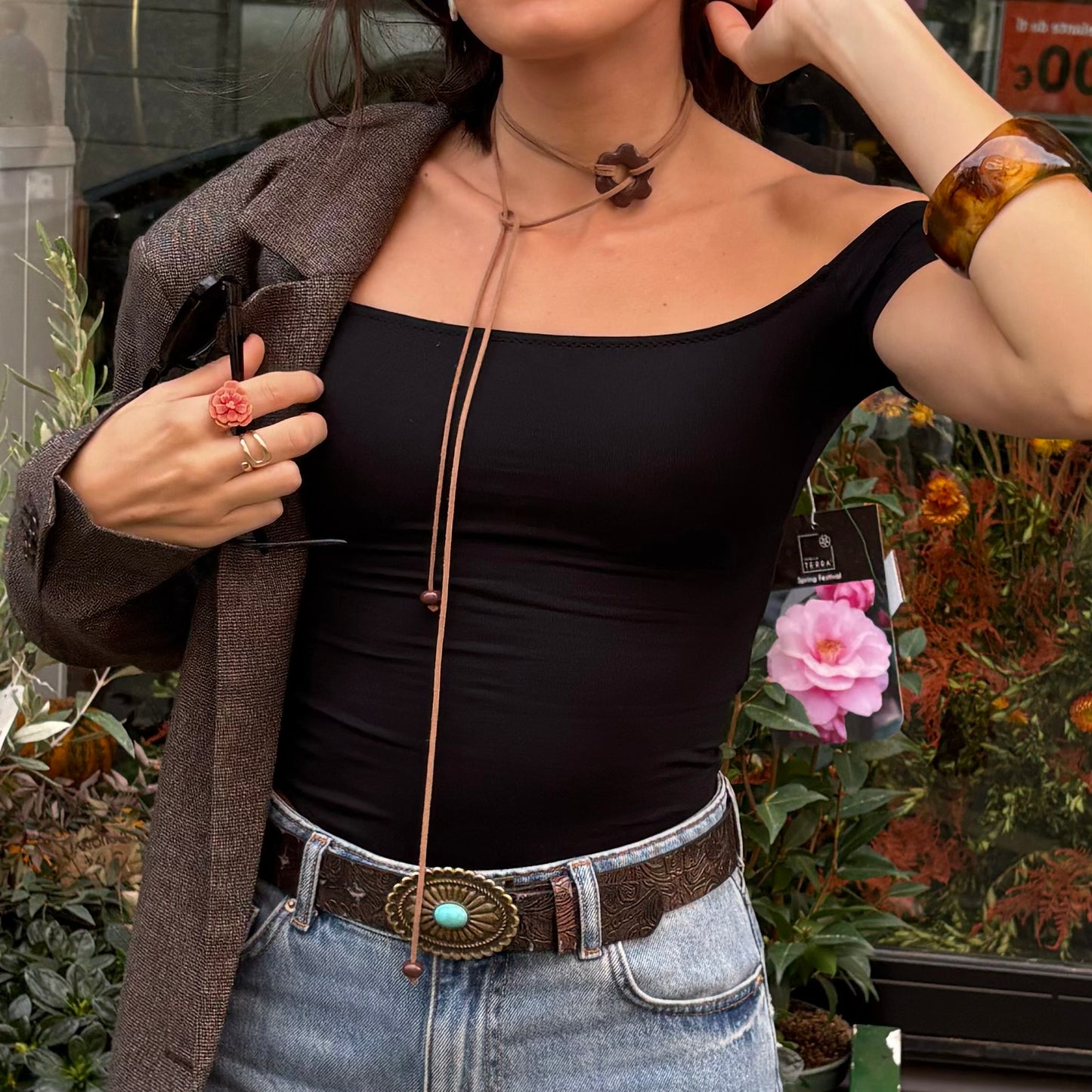 Flora necklace - brown